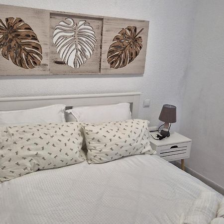 Cozy Bungalow In Urb La Marina With Shared Pool San Fulgencio Bagian luar foto