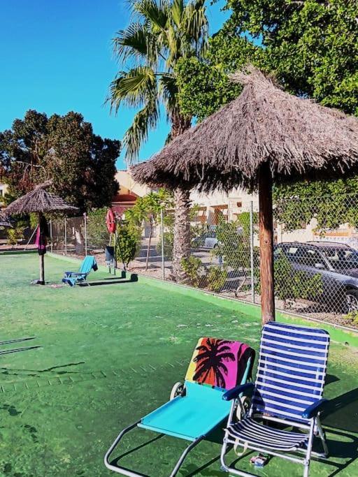Cozy Bungalow In Urb La Marina With Shared Pool San Fulgencio Bagian luar foto