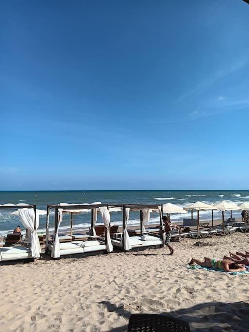 Cozy Bungalow In Urb La Marina With Shared Pool San Fulgencio Bagian luar foto