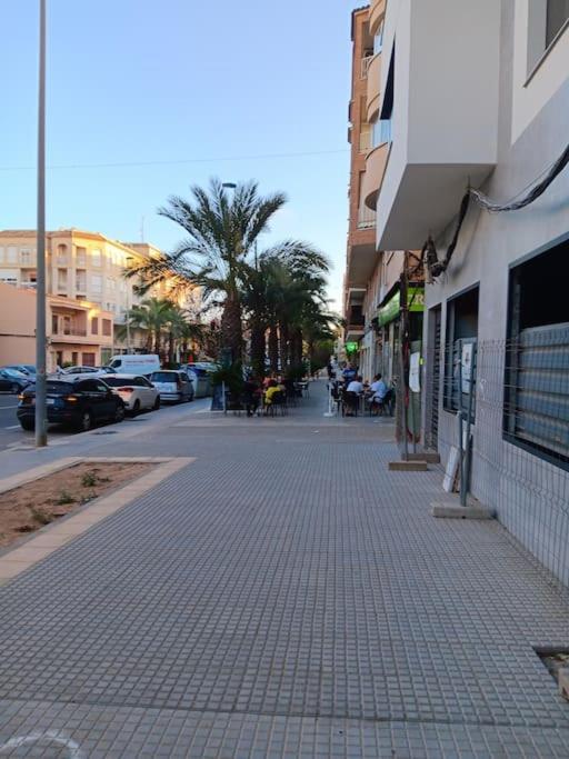 Cozy Bungalow In Urb La Marina With Shared Pool San Fulgencio Bagian luar foto